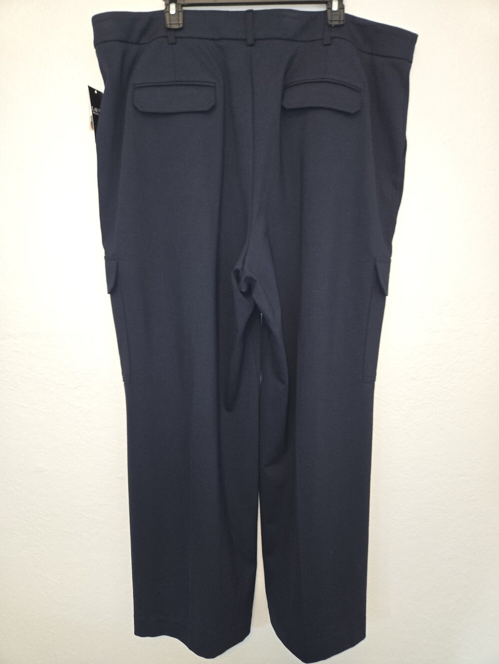 Lauren Ralph Lauren Navy Wide Leg Pants With Cargo Pockets, Size 20W - Picture 3 of 3